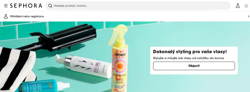 Úvodní stránka e‑shopu Sephora.cz s exkluzivní dekorativní kosmetikou, parfémy a péčí o pleť