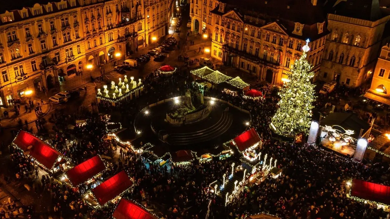 Vánoční trhy v Praze – tradiční česká sváteční atmosféra
